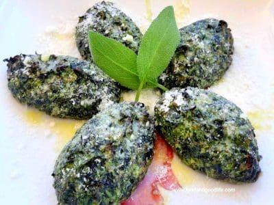 Gnocchi low carb e Cheto di ricotta e spinaci senza farina