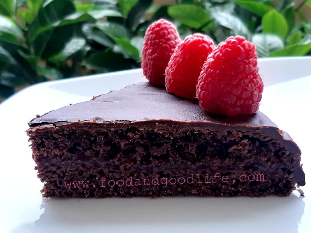 Torta Sacher al lampone, low carb e senza glutine