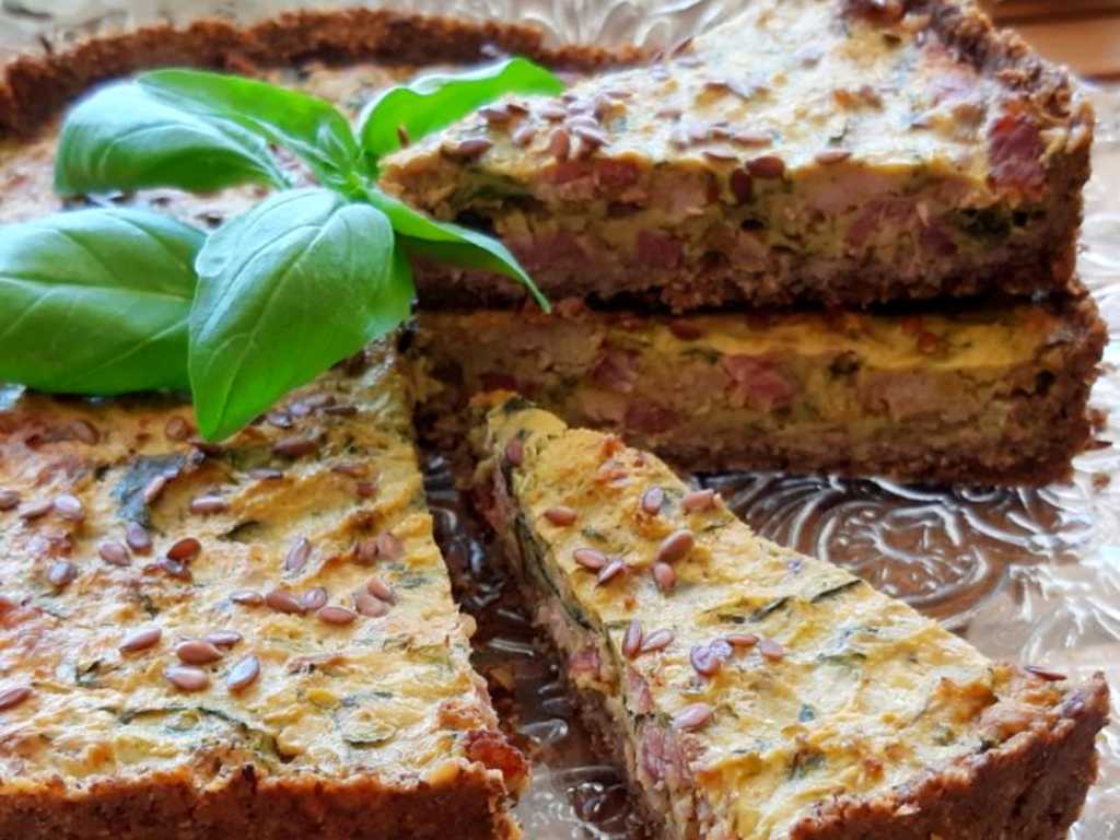 crostata salata con zucchine e pancetta