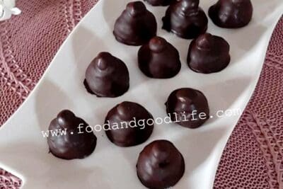 cioccolatini baci keto, perfetti per riciclare il cioccolato delle uova di pasqua avanzato