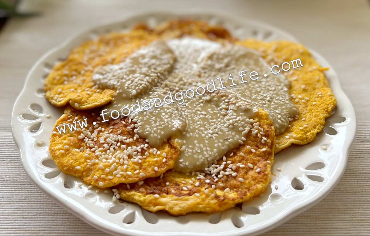 Pancake alla zucca e crema di sesamo